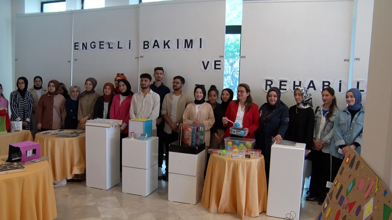 "Eğitici Materyal Geliştirir Iı" Adlı Sergi Açıldı